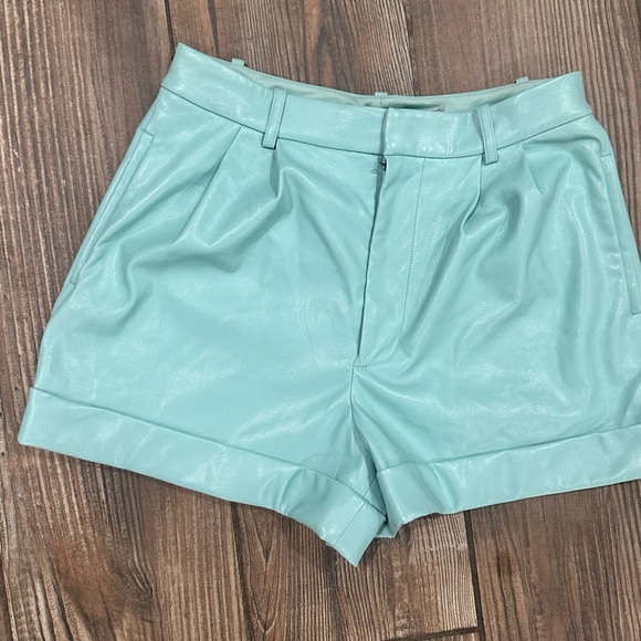 Alice + Olivia Mint Faux Leather High-Waist Mini Cuffed  Shorts - Picture 9 of 15
